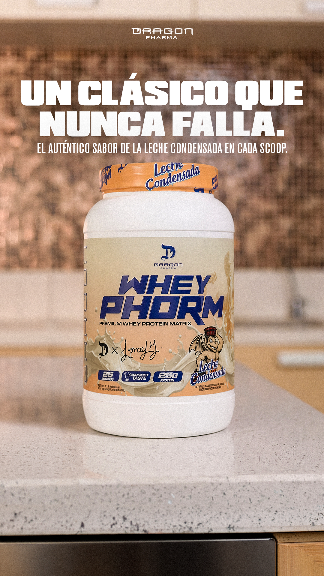 Proteína Whey Phorm Dragon Pharma sabor Leche Condensada sobre un mesón de cocina